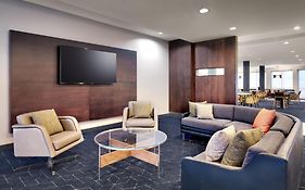 Courtyard By Marriott Johnson City