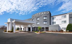 Courtyard By Marriott Johnson City